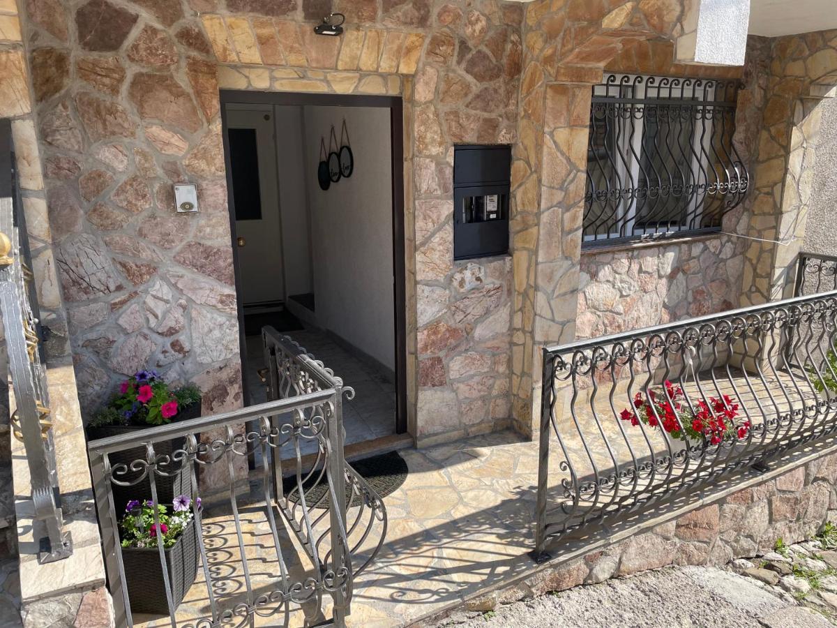 شقة Apartman Duck سراييفو المظهر الخارجي الصورة